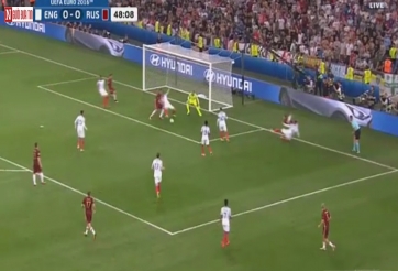 VIDEO: Đội tuyển Nga có tình huống nguy hiểm điềm tiên trong trận đấu